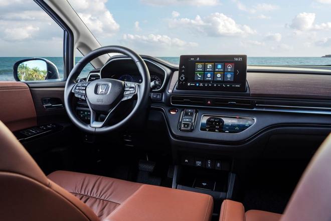 爆棚的“移动客厅”年轻家庭抢着入!AG真人旗舰厅奥德赛混动版:口碑(图2) 爆棚的“移动客厅”年轻家庭抢着入!AG真人旗舰厅奥德赛混动版:口碑(图2)