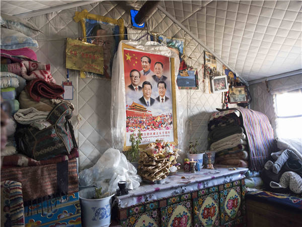 】新华社记者西藏灾区影像AG真人网页【凤凰涅槃(图9)