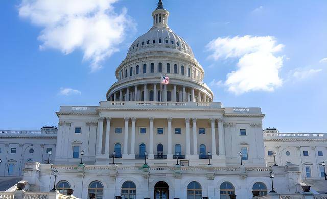趁热打铁邀请两国北上没一个人提美国AG真人app柬泰刚签停火协议中方(图2)